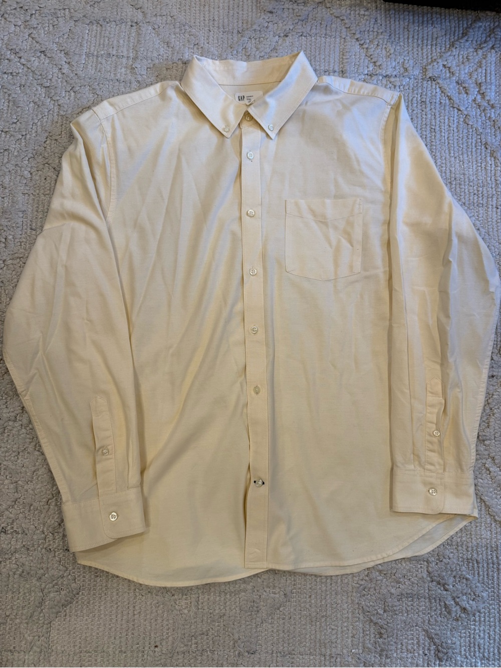 Gap Standard Fit Light Yellow Oxford shirt